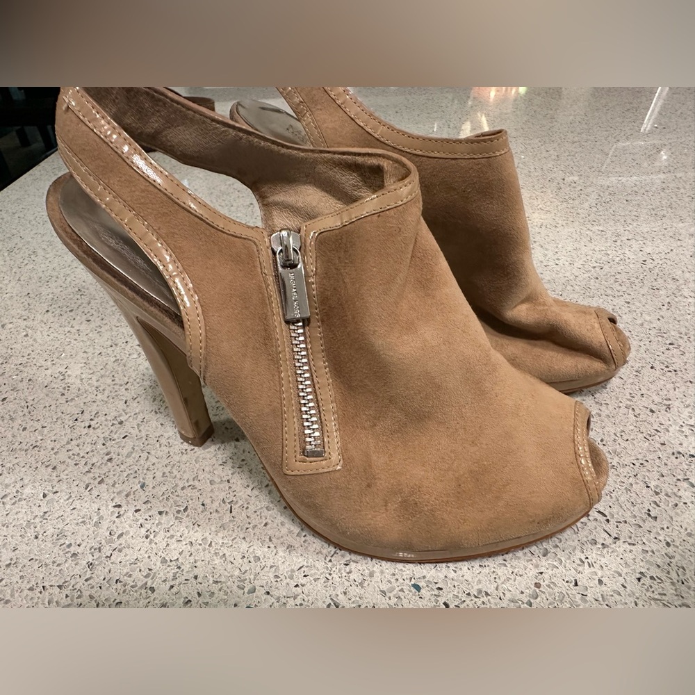 Michael Kors Tan Suede Peep-Toe Slingback Heels 8.5